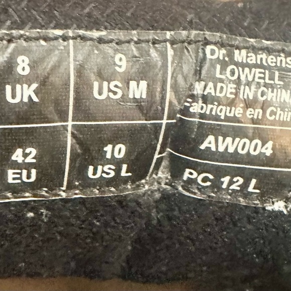 Dr Doc Marten Lowell Black Leather Shoes Unisex M9 W10 Y2K Grunge Goth 90s Retro - Picture 7 of 9
